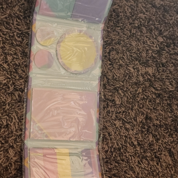 Sticky note and note pad - Picture 4 of 4